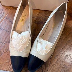 New! Authentic Enzo Angiolini Leather Black and Cream Heels Size 6.5